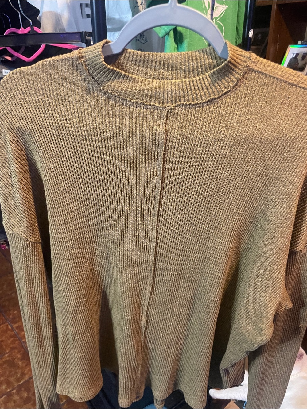 SO Women's Ribbed Crewneck Sweater in Olive